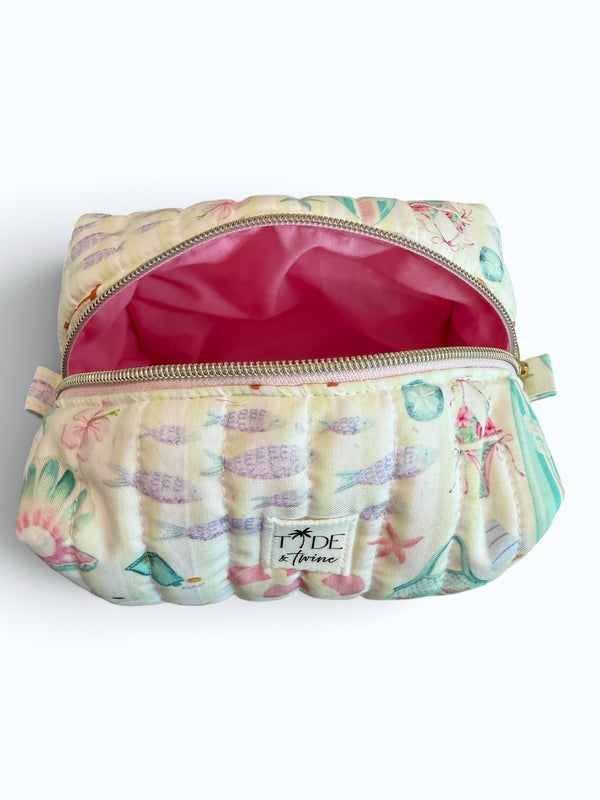 Beach Club in Light Makeup Bag