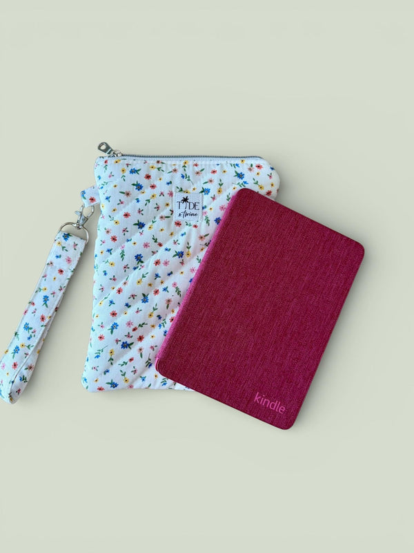 Handmade Quilted Kindle Sleeve w/ Keychain Strap | e-Reader Zippered Pouch | Wildflowers | Travel Bag for Books | Machine Washable